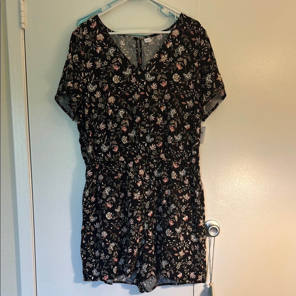 Old Navy Black Floral Dress